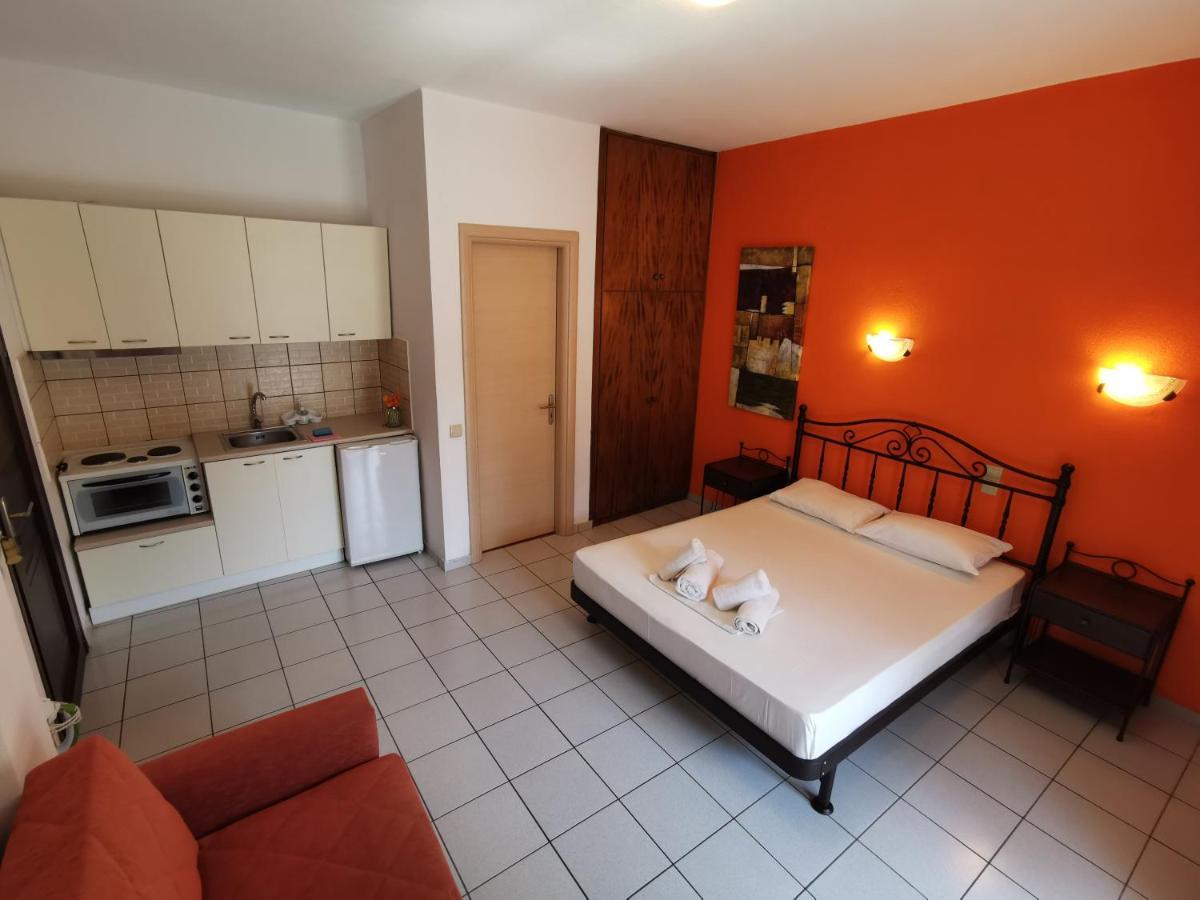 Marinos Aparts  Aparthotel Sívota Exterior foto