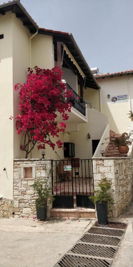 Marinos Aparts  Aparthotel Sívota Exterior foto